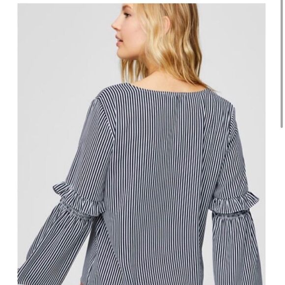 Ann Taylor LOFT Striped Ruffle Sleeve V-Neck Blouse Preppy Navy large - Picture 2 of 13